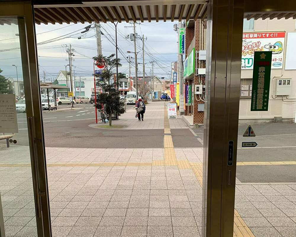 直進します