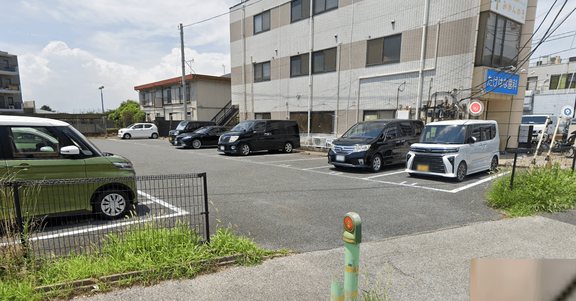 こちらが駐車場の入り口です